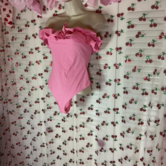 Pink Ruffle Strapless bodysuit - Picture 2 of 7